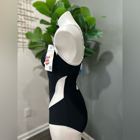 New Arena Women’s  Body lift Swimsuit MAKIMURAX C-CUP size 38 /12 - Picture 2 of 9